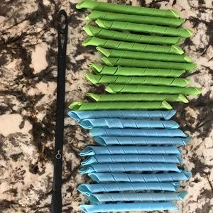 Spiral wet hair curlers